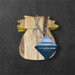 Pineapple Shaped Acacia Wood Drink Coasters Set of 4 NWT